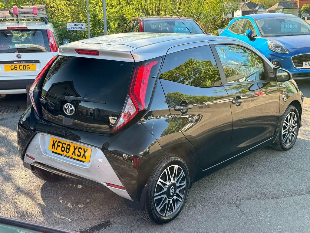 Toyota Aygo 1L X-clusiv KF68XSX Black #3