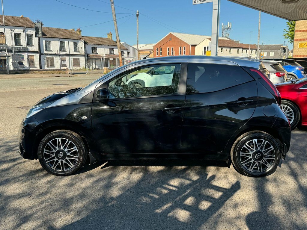 Toyota Aygo 1L X-clusiv KF68XSX Black #6