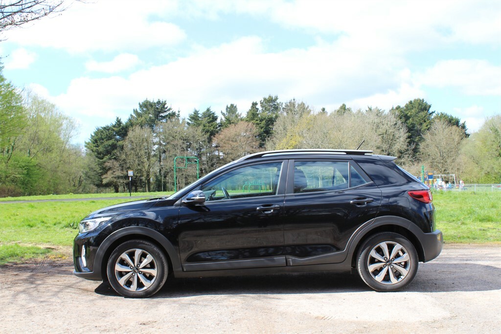 Kia Stonic 2 Black #6