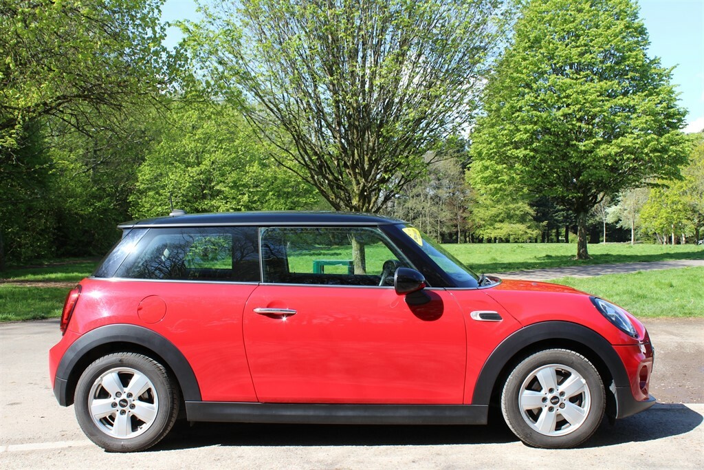 Mini Hatch Cooper Red #2