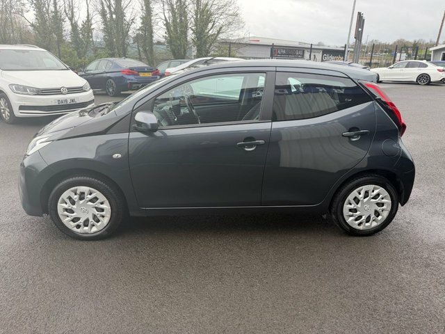 Toyota Aygo 1.0 Vvt-i X-play Hatchback Euro FM21JLO Grey #6
