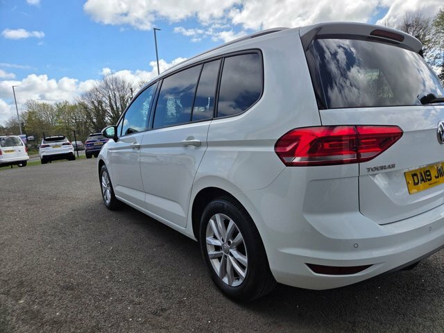 Volkswagen Touran 1.6 Tdi Se Family Mpv Euro 6 S White #6