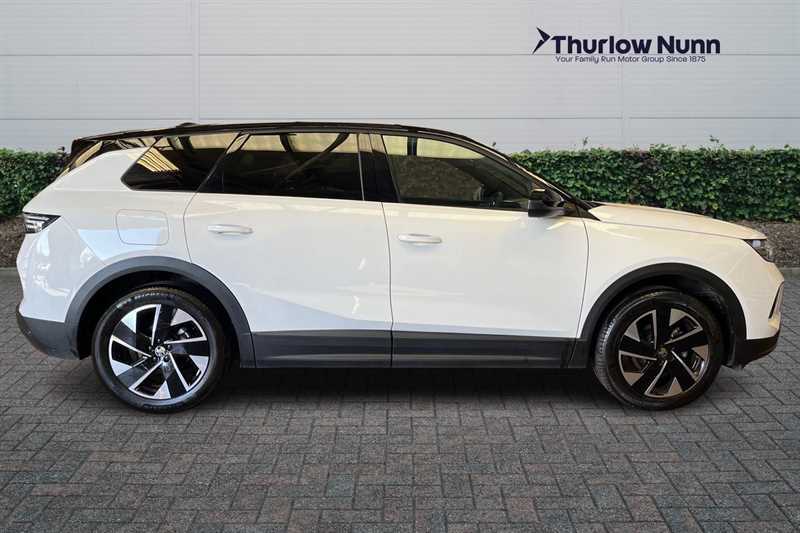 Vauxhall Grandland 1.2 Ultimate Suv Hybrid E-dct Euro 6 S DV25BTE White #2