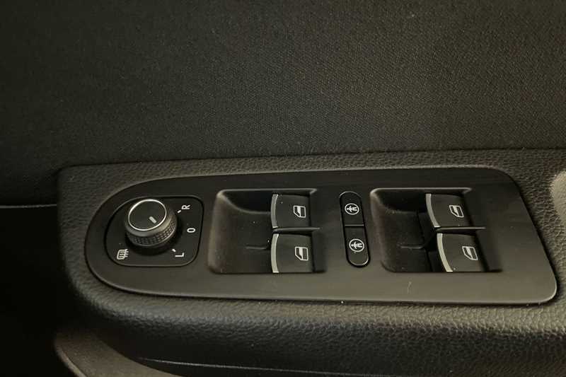 Volkswagen Sharan 1.4 Tsi Se Nav Dsg Euro 6 Ss Silver #19