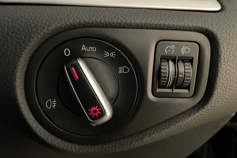 Volkswagen Sharan 1.4 Tsi Se Nav Dsg Euro 6 Ss Silver #27