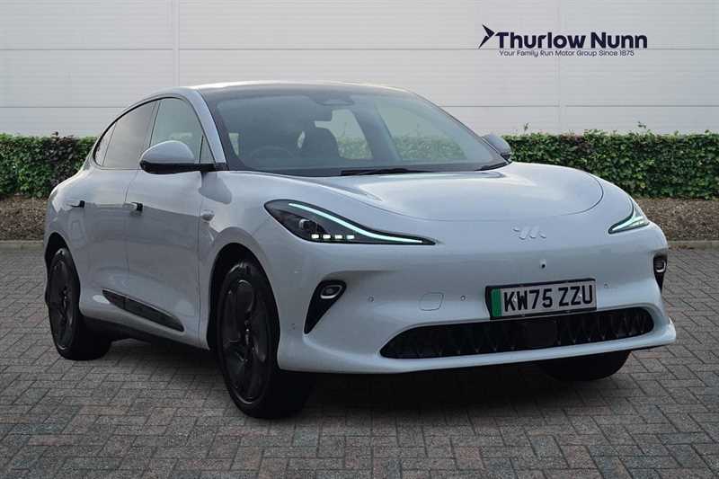MG IM6 100Kwh Long Range Suv 407 Ps White