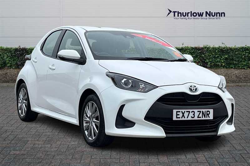 Toyota Yaris 1.5 Vvt-h Icon Hatchback Hybrid E-cvt E White