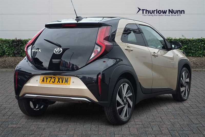 Toyota Aygo X 1.0 Vvt-i Exclusive Hatchback X-shift E AY73XVM Beige #3