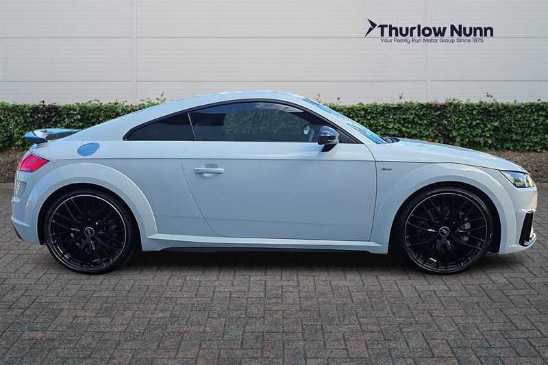 Audi TT 2.0 Tfsi 45 Black Edition Coupe S Troni LR71RYY White #2