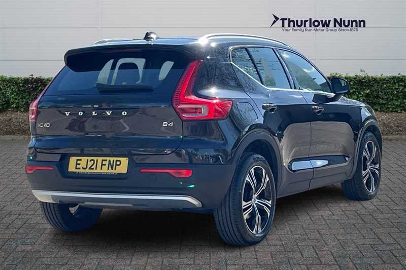 Volvo XC40 2.0 B4 Mhev Inscription Pro Suv Hybrid EJ21FNP Black #3
