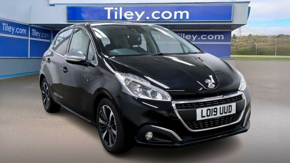 Peugeot 208 1.2 Puretech Tech Edition Euro 6 Ss Black
