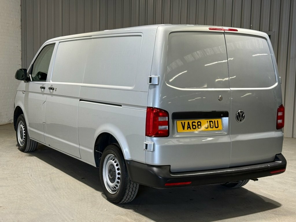 Volkswagen Transporter 2L Startline Silver #2