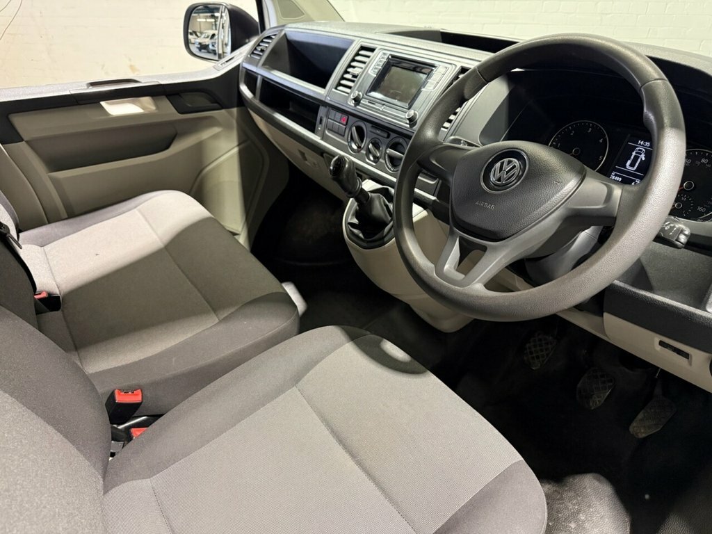 Volkswagen Transporter 2L Startline Silver #3