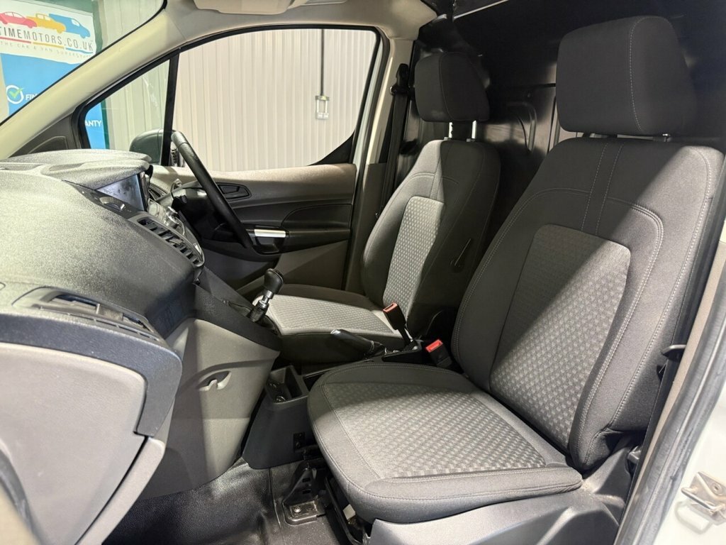 Ford Transit Connect 1.5L Trend White #3