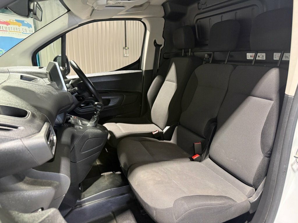 Toyota Proace City 1.5L Icon HG72EPY White #5