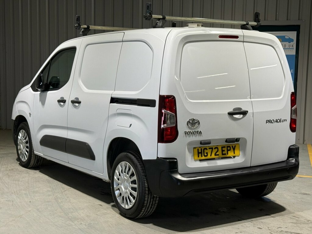 Toyota Proace City 1.5L Icon HG72EPY White #2
