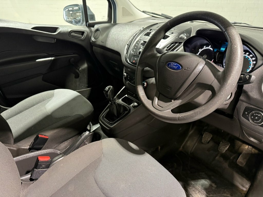 Ford Transit Courier 1L Leader HL21VJN White #3