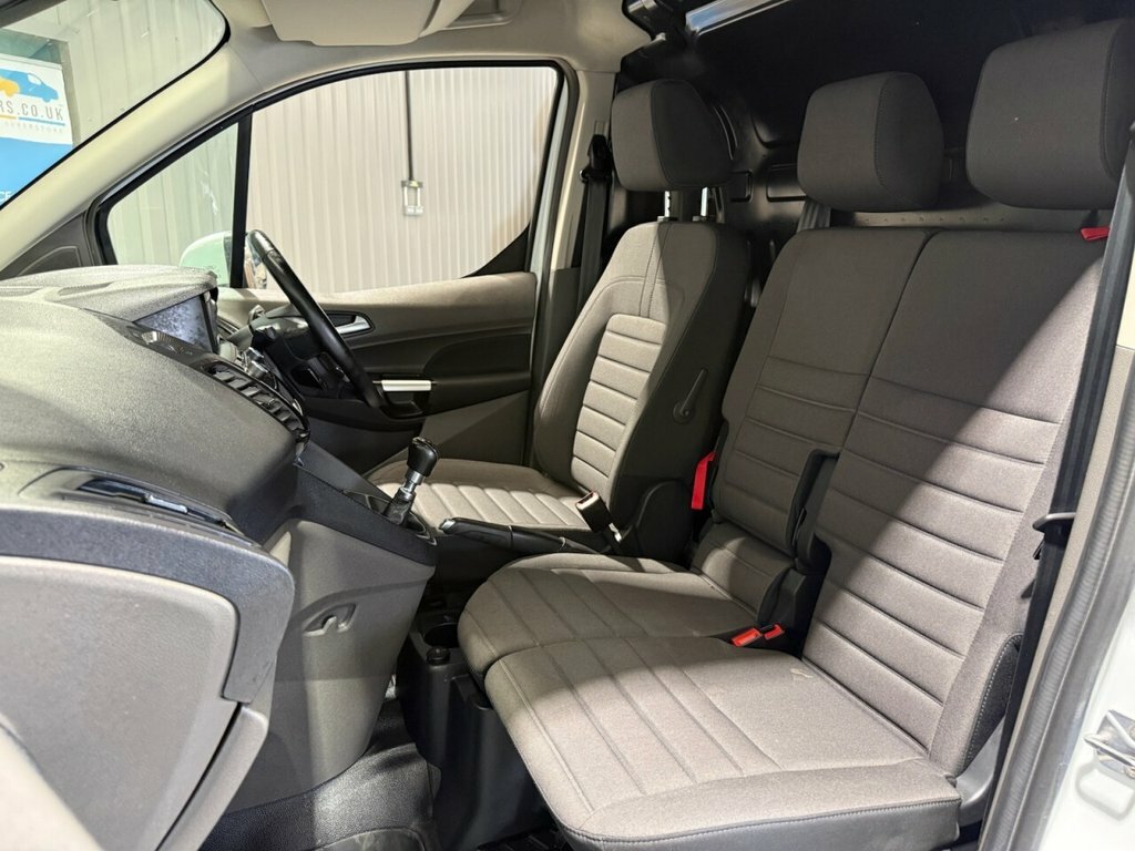 Ford Transit Connect 1.5L Limited YP23KJF White #5