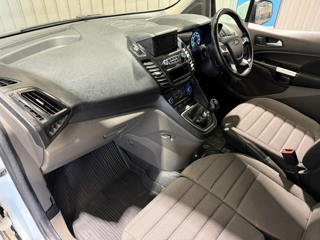 Ford Transit Connect 1.5L Limited YP23KJF White #6