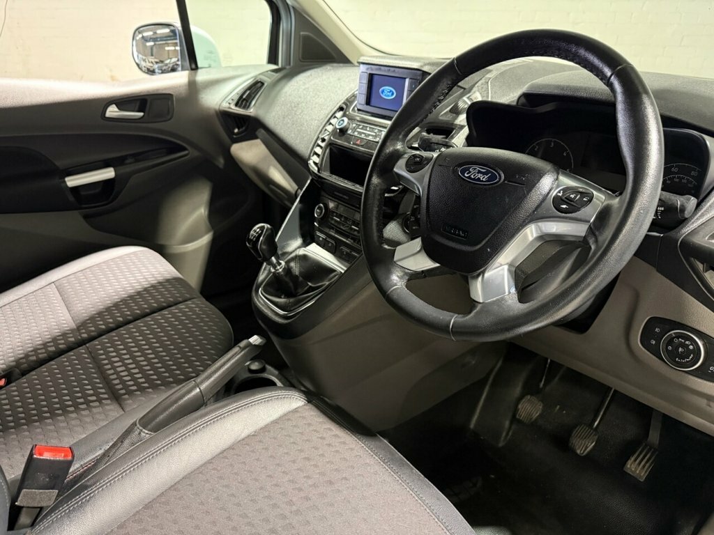 Ford Transit Connect Mpv BL73AAY White #3