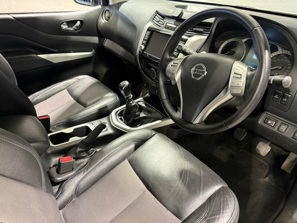 Nissan Navara 2.3L N-guard BK70BYD White #3