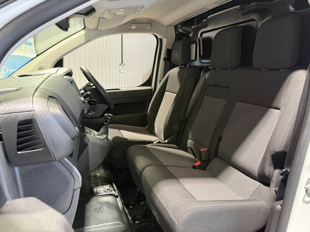 Citroen Dispatch 2L Driver Edition M 6Dr LG23TPD White #5