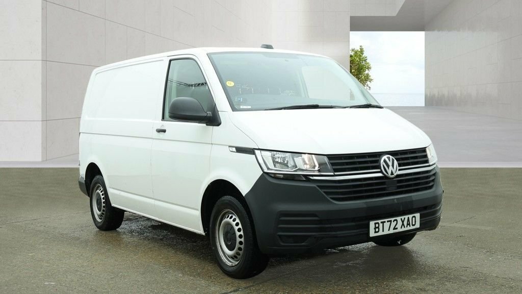 Volkswagen Transporter 2L Startline White