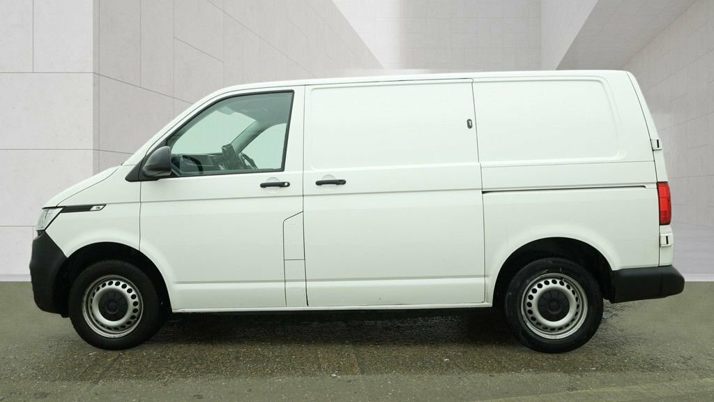 Volkswagen Transporter 2L Startline BT72XAO White #6