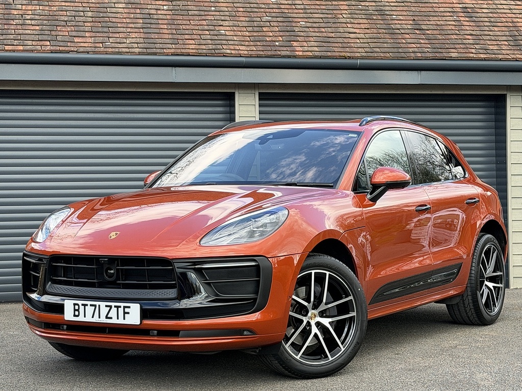Porsche Macan T Orange #4