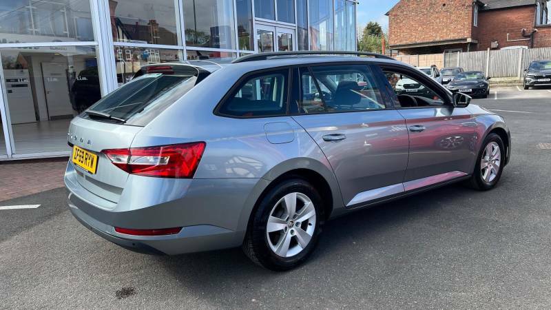 Skoda Superb 1.6 Tdi Cr S Dsg - 2020 69 Grey #4