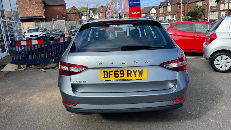 Skoda Superb 1.6 Tdi Cr S Dsg - 2020 69 Grey #2