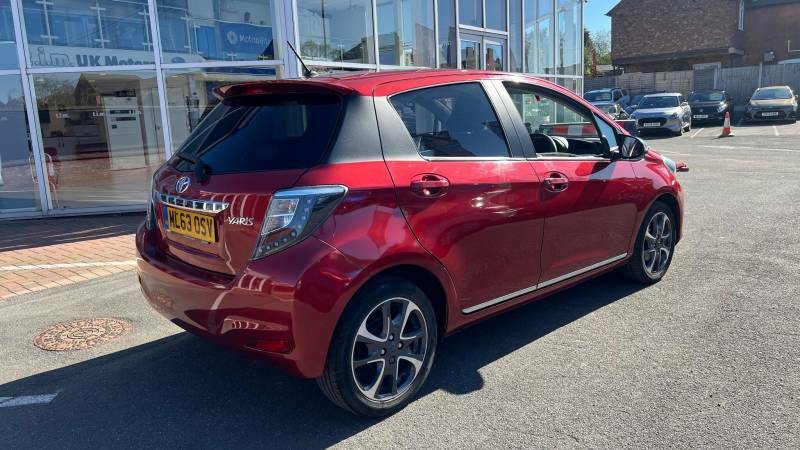 Toyota Yaris 1.33 Vvt-i Trend Multidrive-s - 2013 63 Red #3