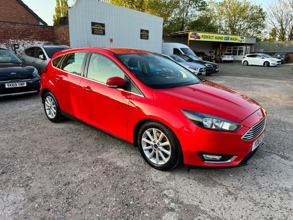 Ford Focus 1.5T Ecoboost Titanium Euro 6 S S Red