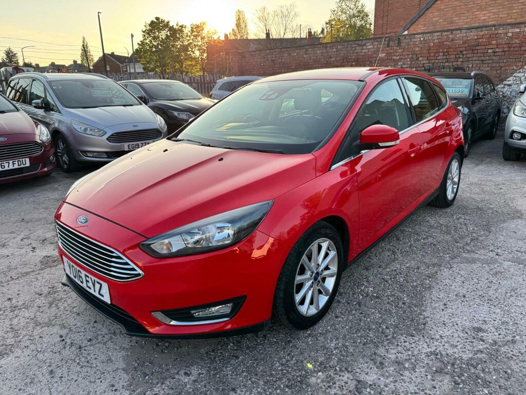 Ford Focus 1.5T Ecoboost Titanium Euro 6 S S Red #3