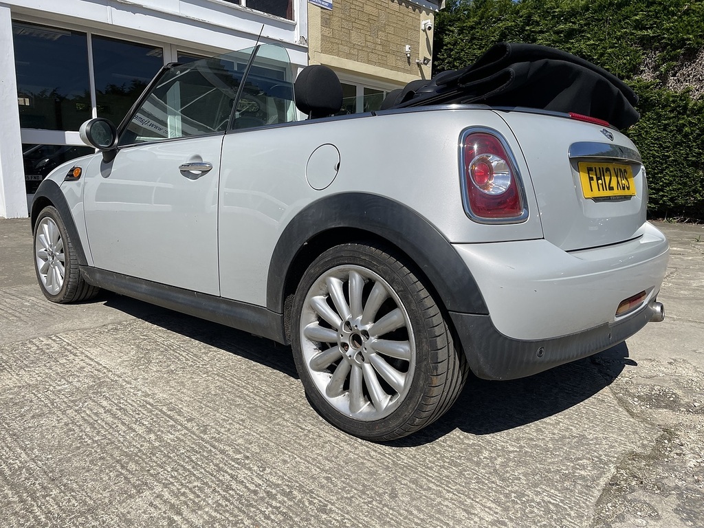 Mini Convertible Cooper D U419 FH12XDS White #3