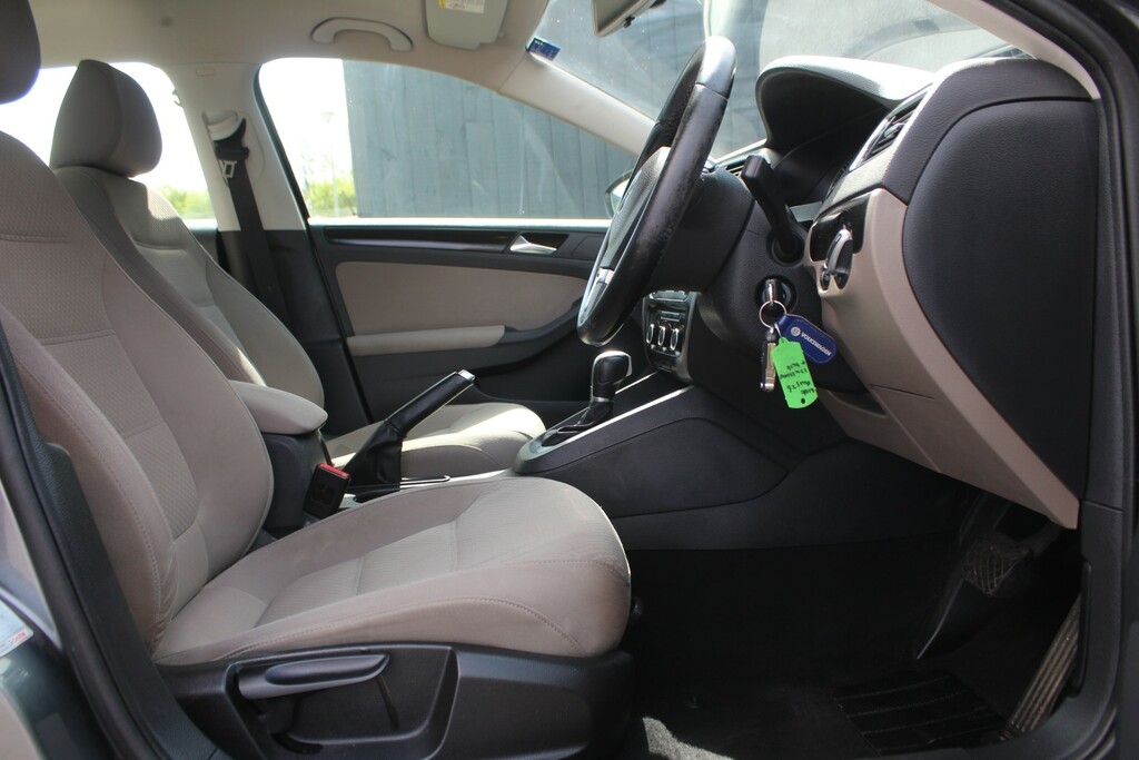 Volkswagen Jetta Se Bluemotion Technology Silver #13