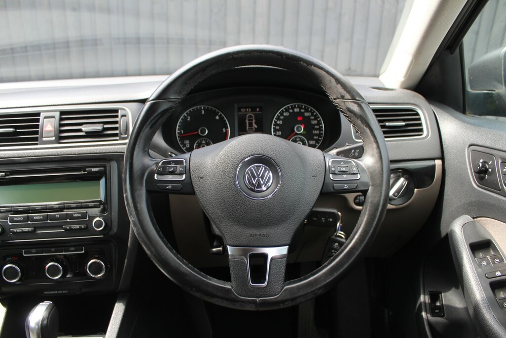 Volkswagen Jetta Se Bluemotion Technology Silver #18