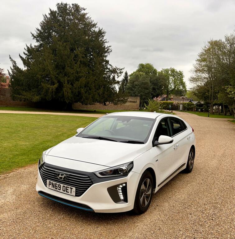 Hyundai Ioniq 1.6 H-gdi Premium Dct Euro 6 Ss White