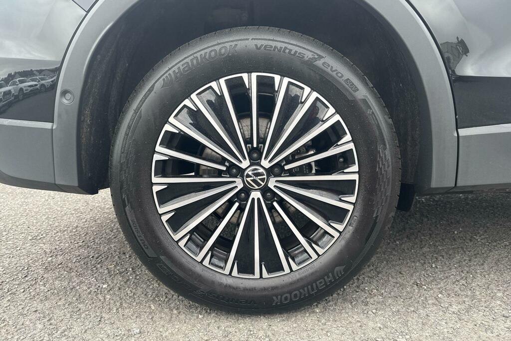 Volkswagen Tiguan 2.0 Tdi Match Suv Dsg Euro 6 Ss 150 X75XXX Black #5