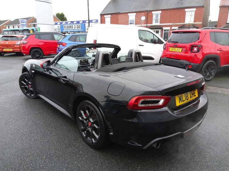 Abarth 124 Spider 1.4 Multiair Euro 6 ML18XHE Black #4