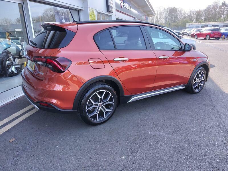 Fiat Tipo 1.5 Firefly Turbo Mhev Cross Dct Euro 6 Ss RX24KVG Orange #5