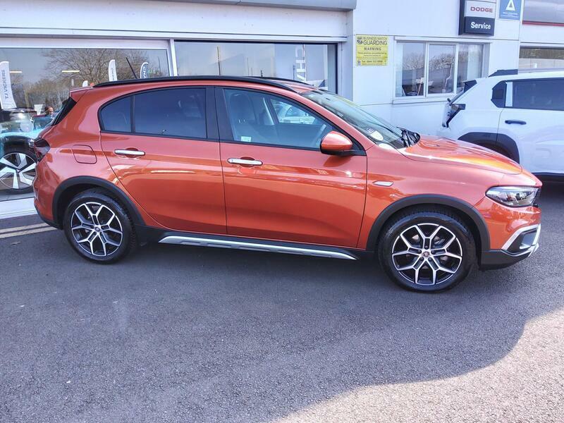 Fiat Tipo 1.5 Firefly Turbo Mhev Cross Dct Euro 6 Ss RX24KVG Orange #6
