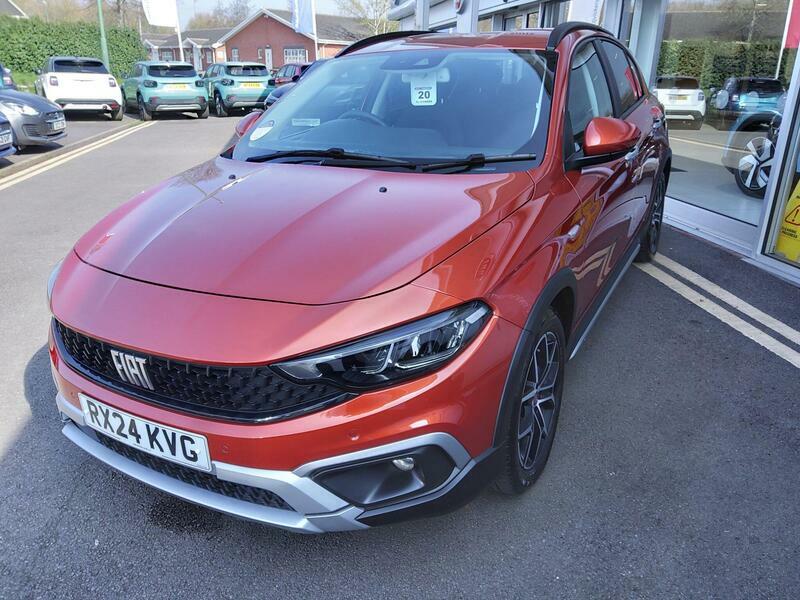 Fiat Tipo 1.5 Firefly Turbo Mhev Cross Dct Euro 6 Ss RX24KVG Orange #2