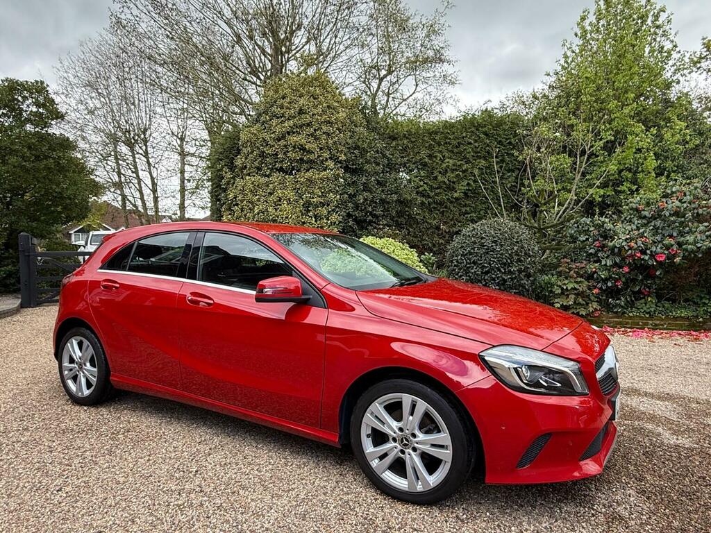 Mercedes-Benz A Class 1.5 A180d Sport Premium 7G-dct Euro 6 Ss Red