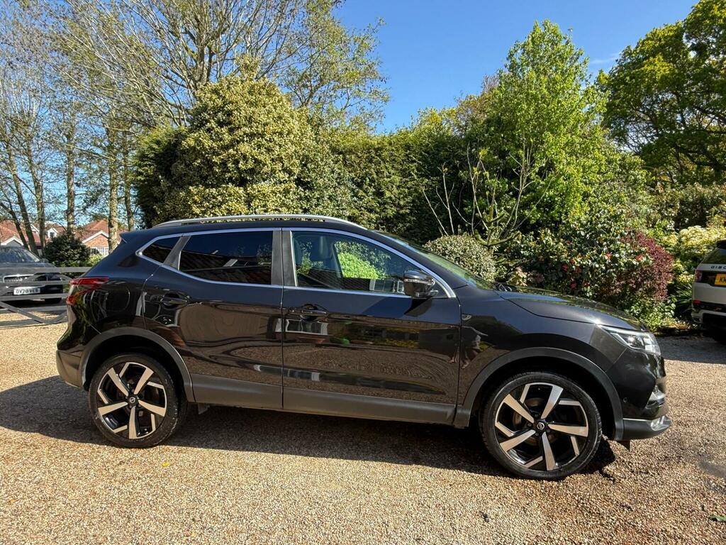 Nissan Qashqai 1.5 Dci Tekna Euro 6 Ss VU19DLF Black #3