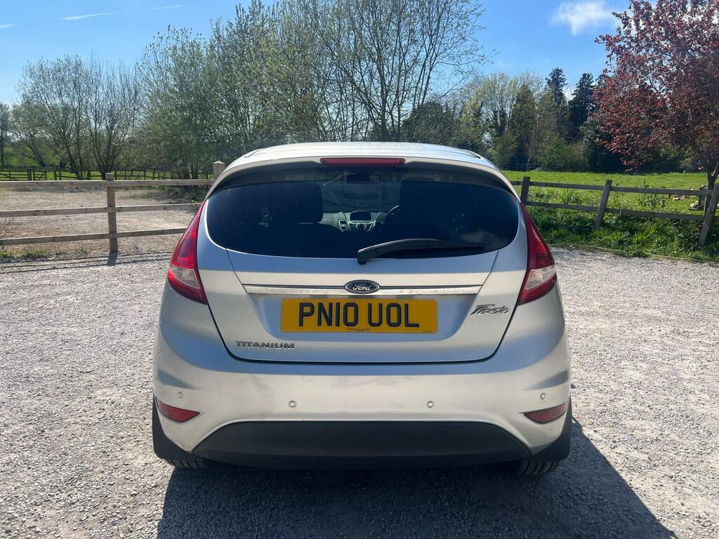 Ford Fiesta Hatchback 1.4 Titanium 201010 PN10UOL Silver #6