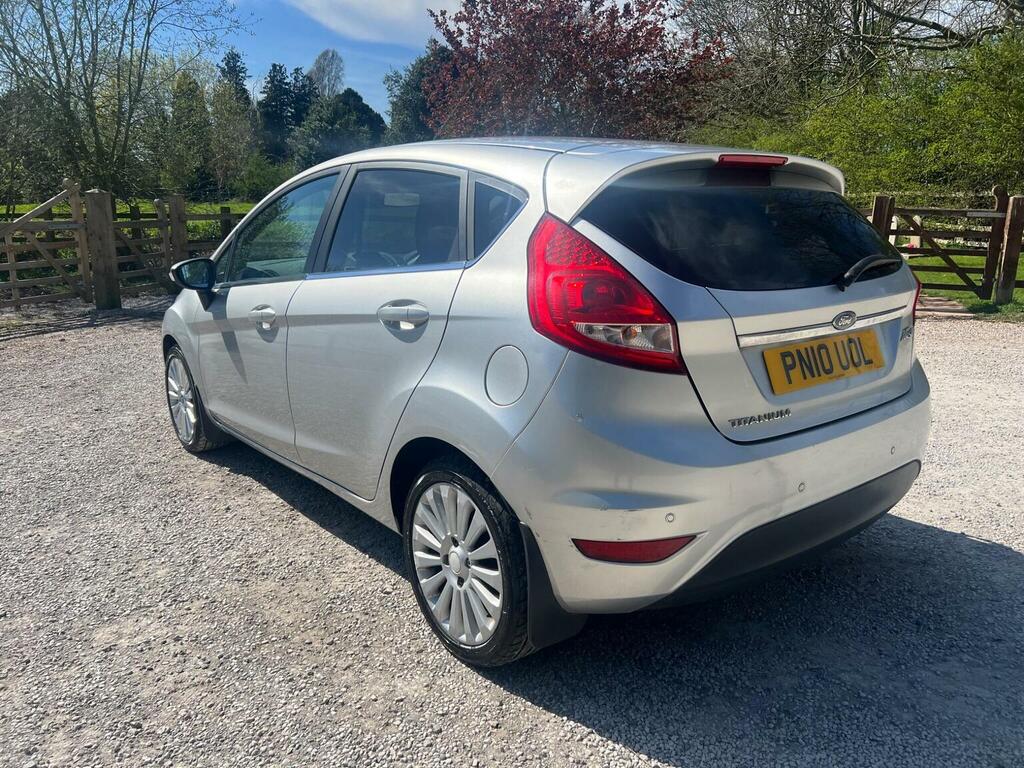 Ford Fiesta Hatchback 1.4 Titanium 201010 PN10UOL Silver #5