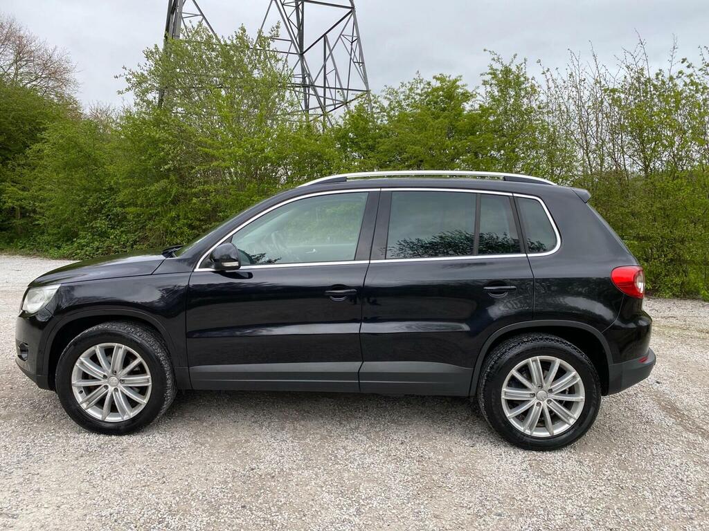 Volkswagen Tiguan Suv 2.0 Tsi Sport 4Wd Euro 4 200909 RE09RNX Black #4