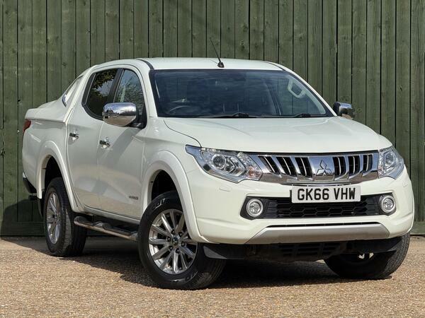 Mitsubishi L200 2.4 Di-d Dc Warrior 4Wd Euro 6 White