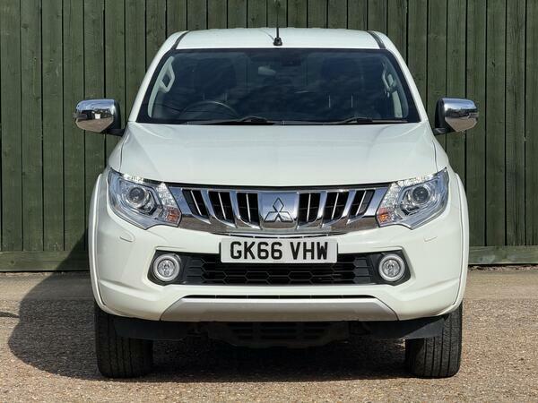 Mitsubishi L200 2.4 Di-d Dc Warrior 4Wd Euro 6 GK66VHW White #4